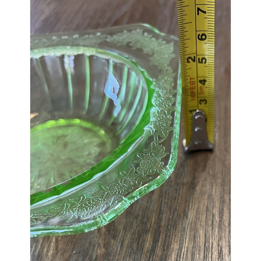 Jeannette Adam Uranium Vaseline Glass Bowl 8” Square Depression UV Glow Green - Picture 8 of 9